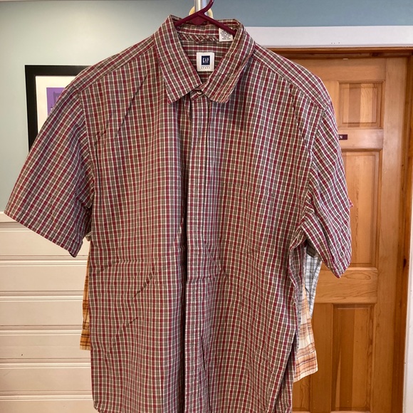 GAP Factory Other - Gap short sleeve shirt